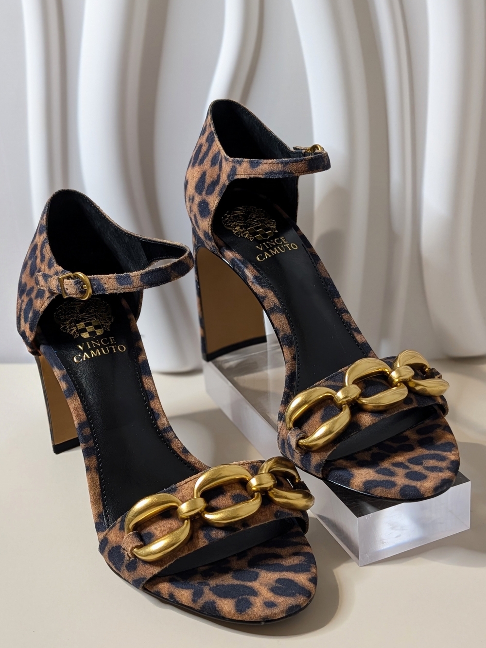 Vince Camuto Aurelia Leopard Gold Chain Block Heel Sandals NIB 8